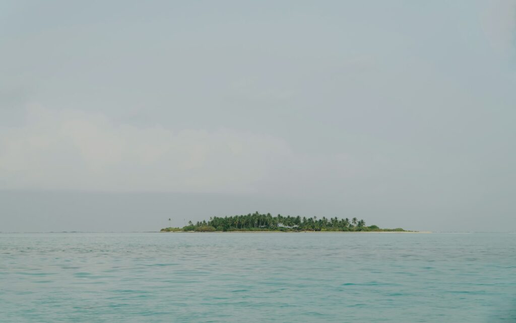 Nosy Iranja JMNGA SERVICES paysage nosy iranja