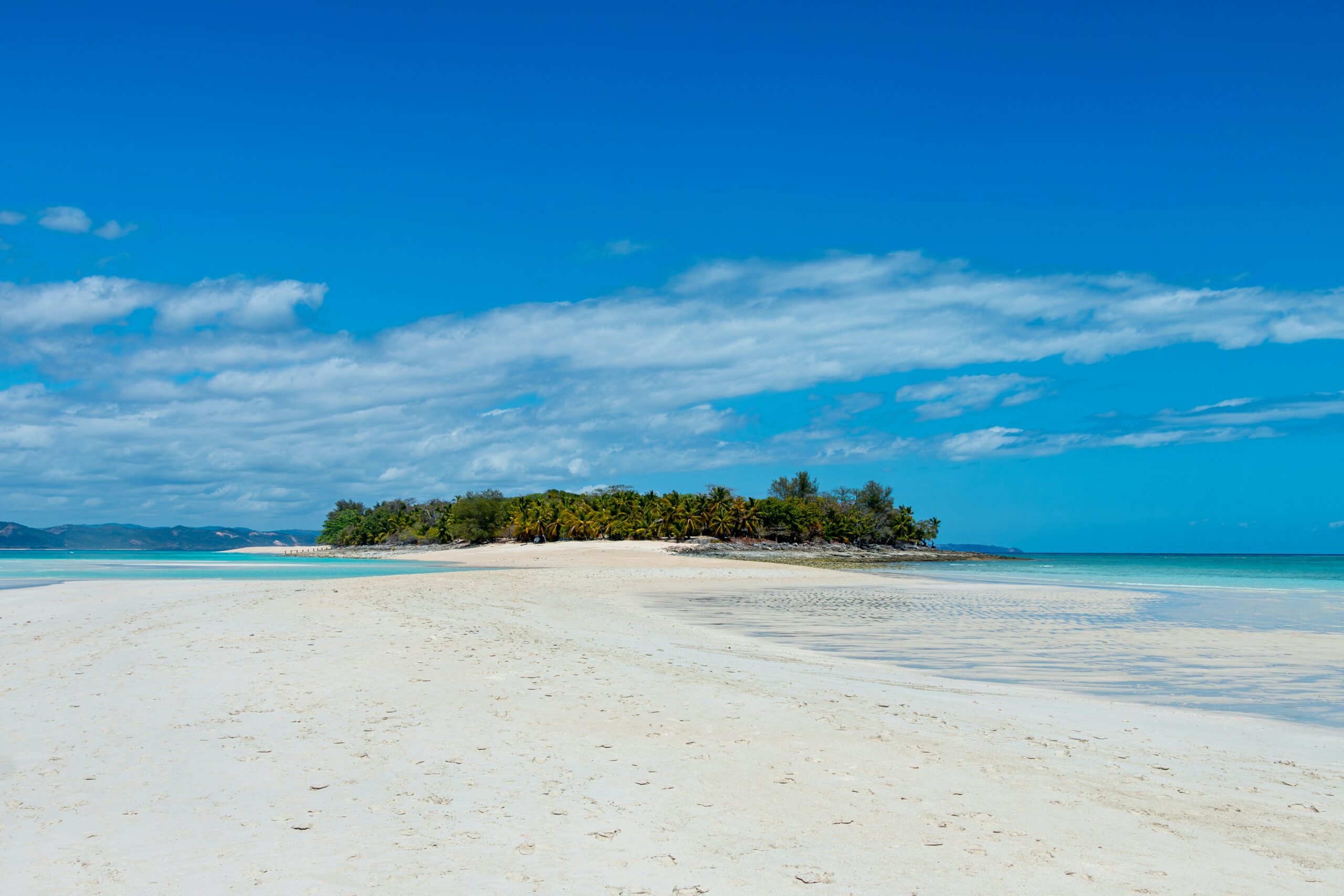 plage nosy iranja