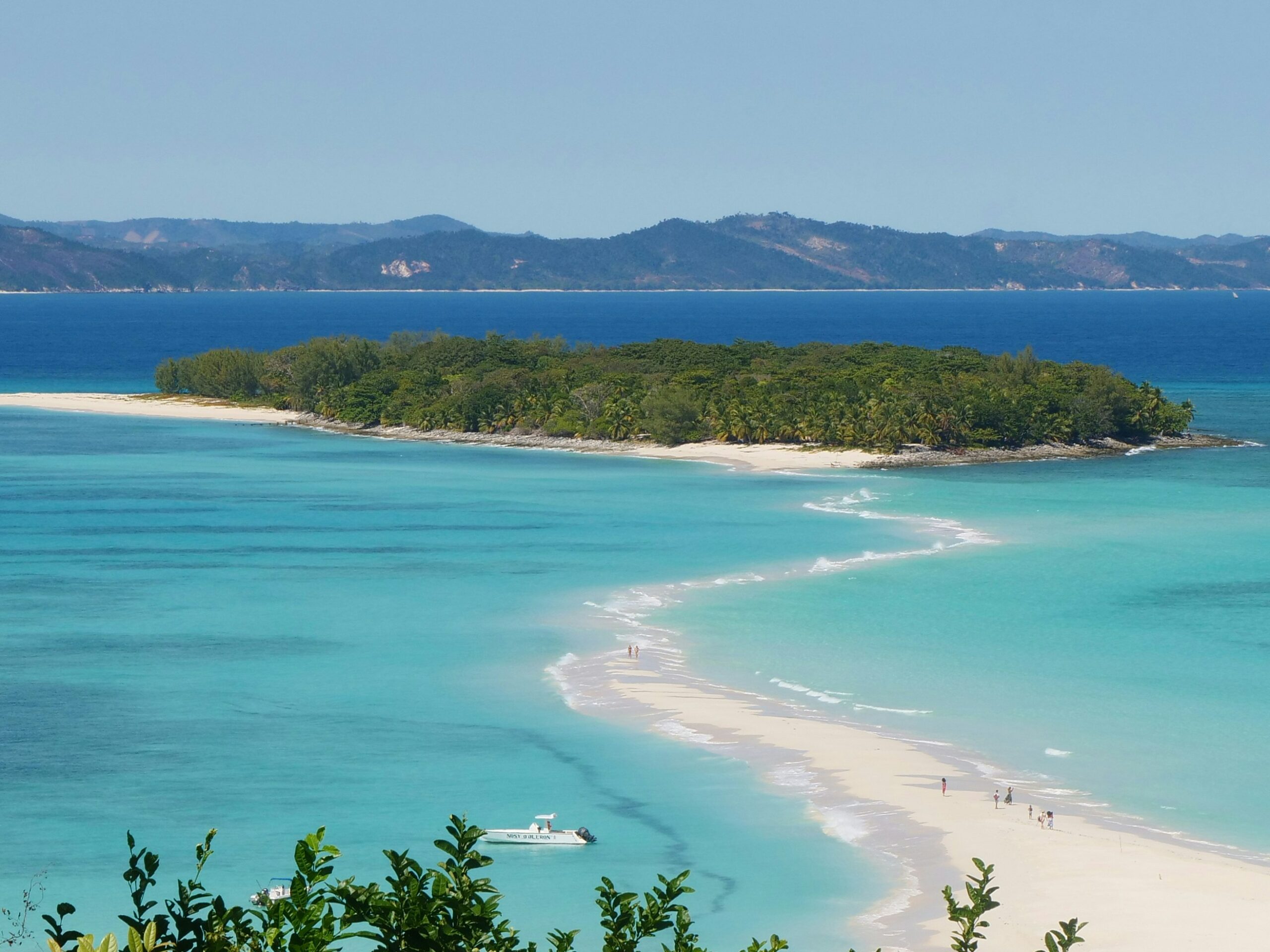plage nosy iranja